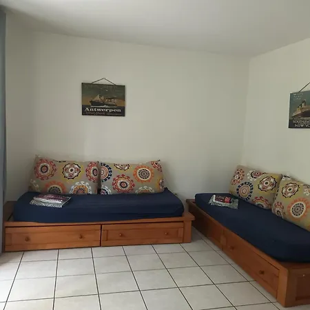 شقة Pour 4 Piscine Proche Et Commerces