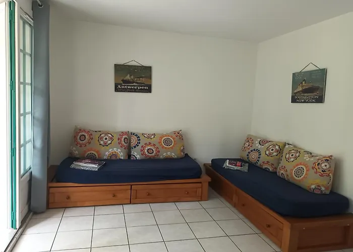 Apartamento Pour 4 Piscine Proche Et Commerces